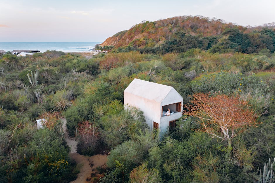 How Elite Travel Designers Create Custom Yacht-to-Desert Retreats